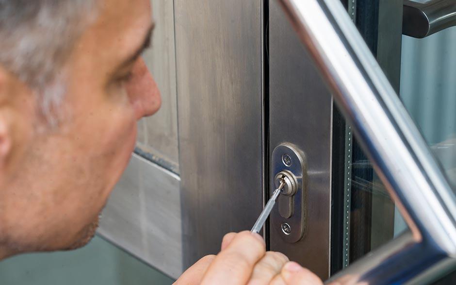 ouvrir une porte sans clé Osny